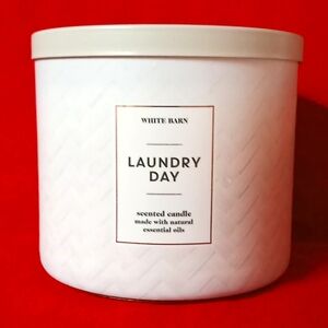 White Barn Laundry Day Scented Candle.NWT White Wicker Pattern. Smells Amazing!